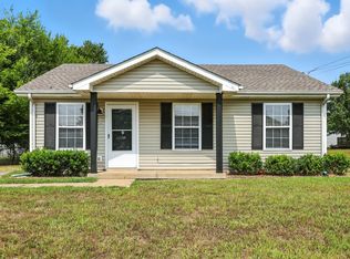 955 Winesap Rd, Clarksville, TN 37040