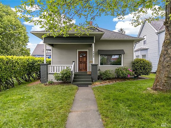 5th image of 3605 Tacoma Ave S