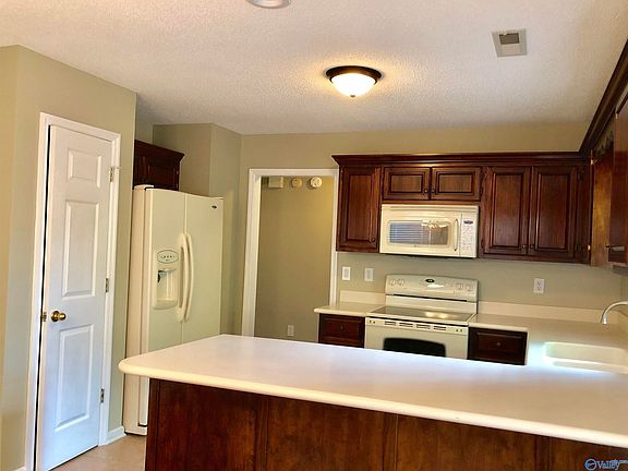 2nd image of 101 Appaloosa Ct