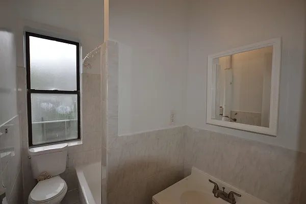 Rented by Silverstein Collection LLC  | media 10