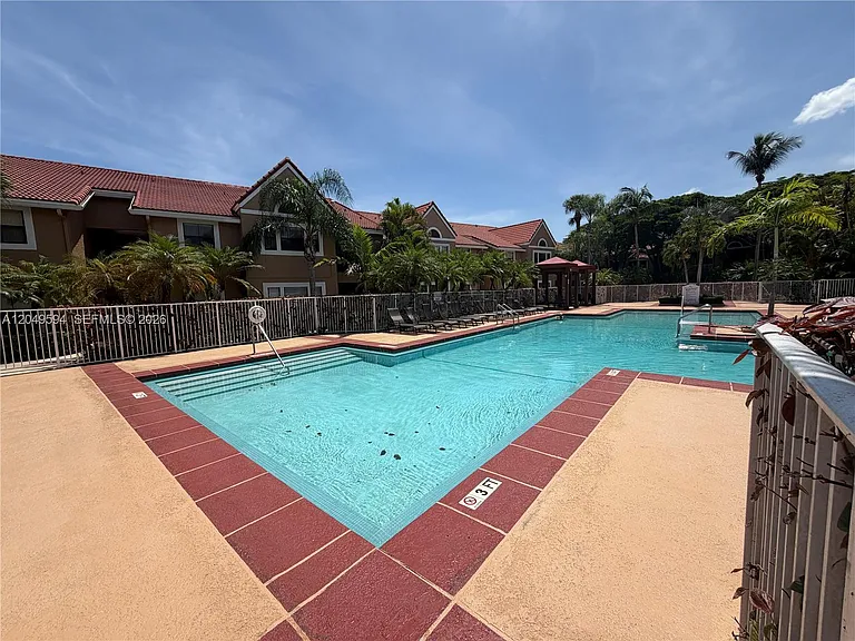 15560 SW 104th Ter #611 — Photo 40