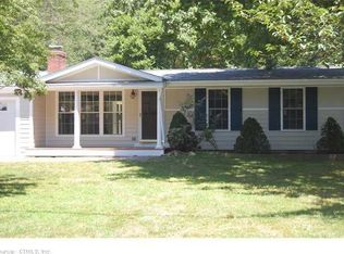 4 Forest Glen Rd, Old Saybrook, CT 06475