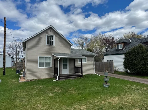 105 3rd St SE, Hinckley, MN 55037