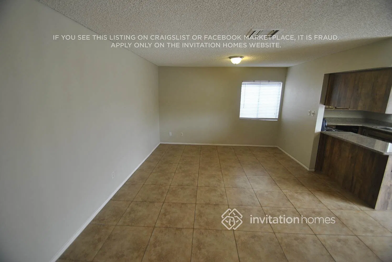 10340 W Calle de Plata Phoenix, AZ 85037 — Photo 3