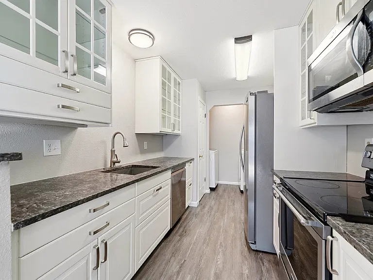 17736 E Cornell Dr — Photo 10