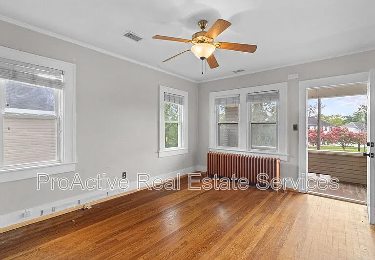 1623 Lafayette Blvd — Photo 5