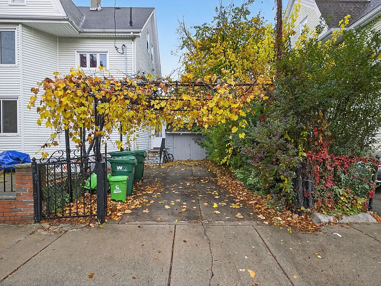 44 William St #2A — Photo 13