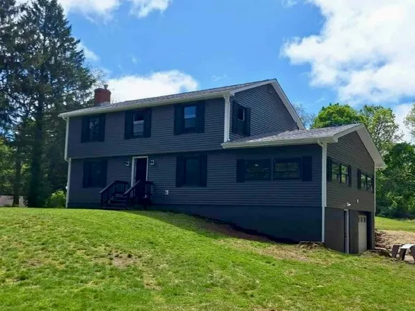 14 Applewood Drive, Woodstock, CT 06281