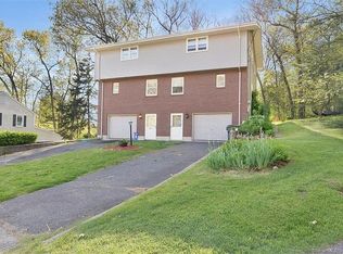 60 Round Hill Rd #1, Southington, CT 06489