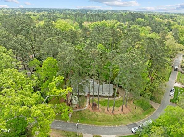 2805 Chelsea Cir, Durham, NC 27707
