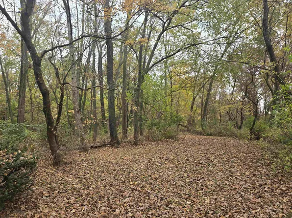5596 Enchanted Valley Rd, Cross Plains, WI 53528