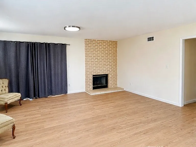 12201 Claretta St — Photo 7
