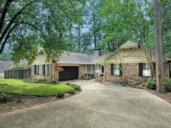 2522 Echo Valley Dr, Little Rock, AR 72227