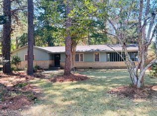 5357 Ridgewood Rd, Jackson, MS 39211