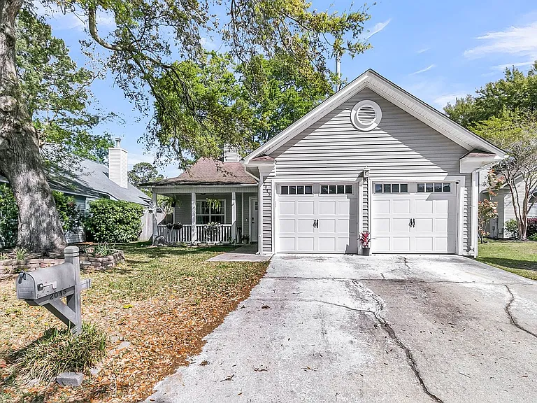 2045 Arundel Pl — Photo 1