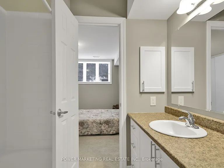 45 Waterbridge Dr — Photo 28
