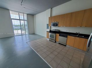 2100 Van Buren St APT 305, Hollywood, FL 33020