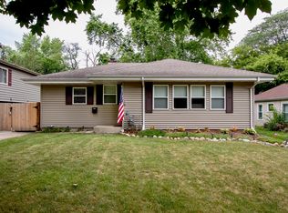 134 N Pershing Ave, Mundelein, IL