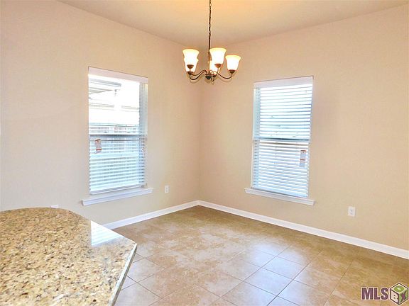 5th image of 42515 Pebblestone Ave