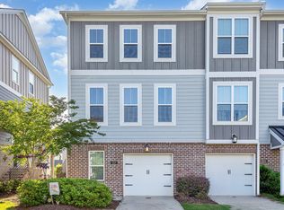 217 Jones Hl, Holly Springs, NC 27540