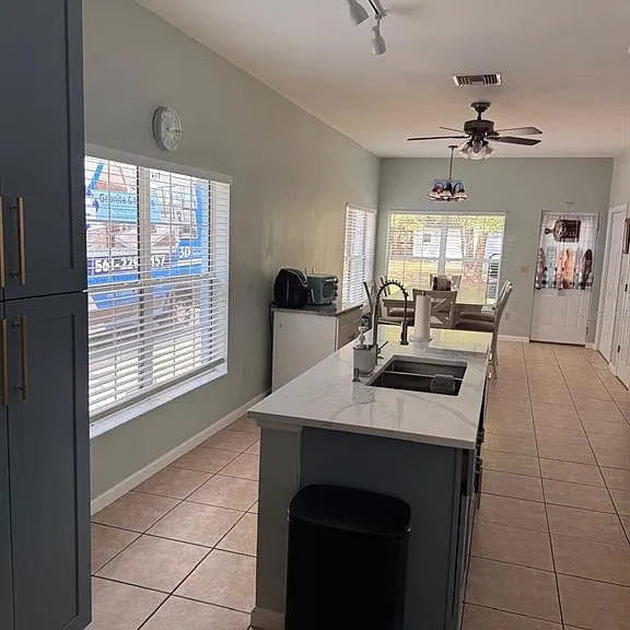 10625 NW 14th St — Photo 16