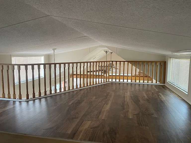 1219 Thomas Dr #51 — Photo 15