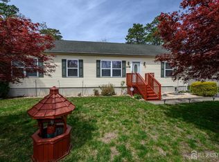 206 Iriquois Trl, Browns Mills, NJ 08015