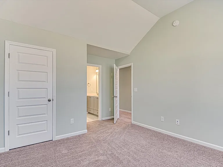 705 Navan Ln — Photo 49