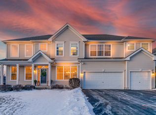 437 Red Cedar Rd, Lake Villa, IL 60046