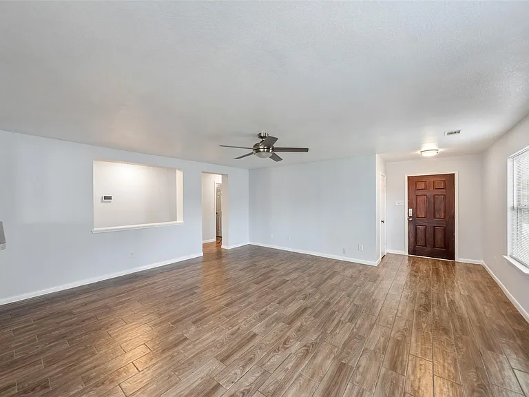 16322 Cole Bridge Ln — Photo 10