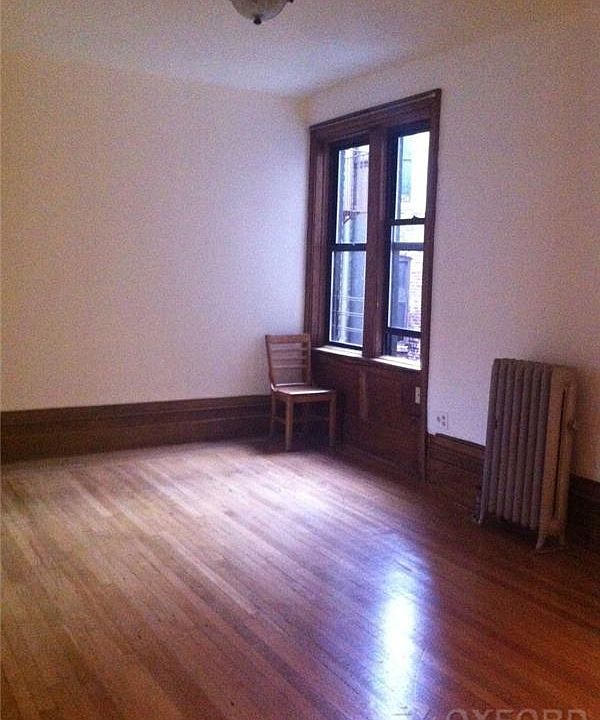 1st image of 510 W 123rd St APT 35