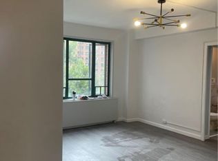 5 Metopolitan Oval Metropolitan #4H, Bronx, NY 10462