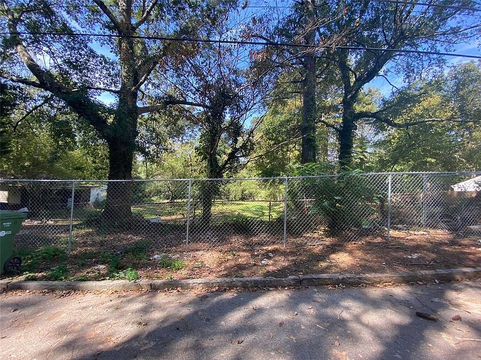 1st image of 2361 Leila Ln SE