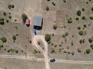 143 Spring Hollow Trl, Smithville, TX 78957