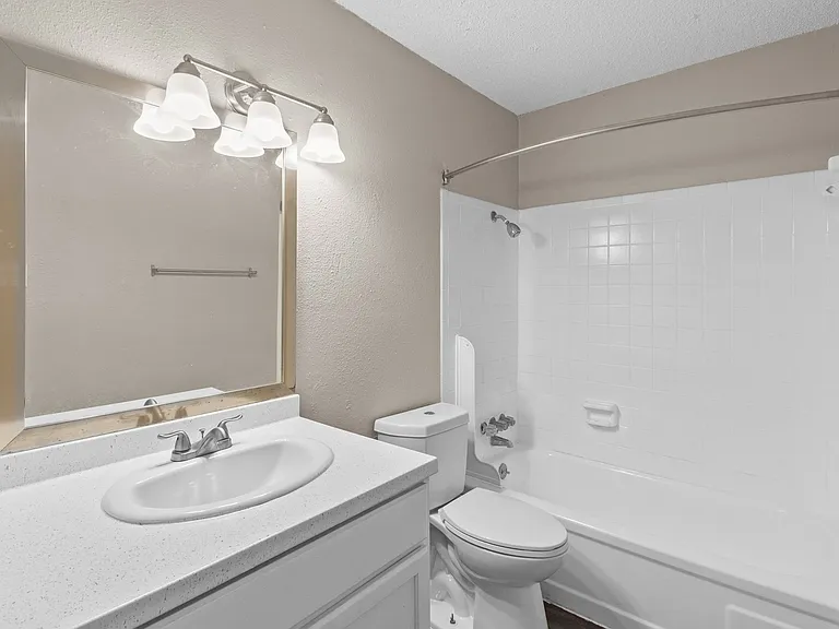 Flats at Berkman — Photo 9