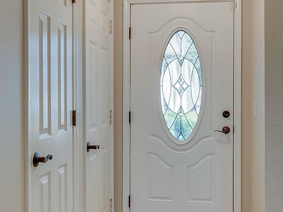 4th image of 269 Indian Park Dr