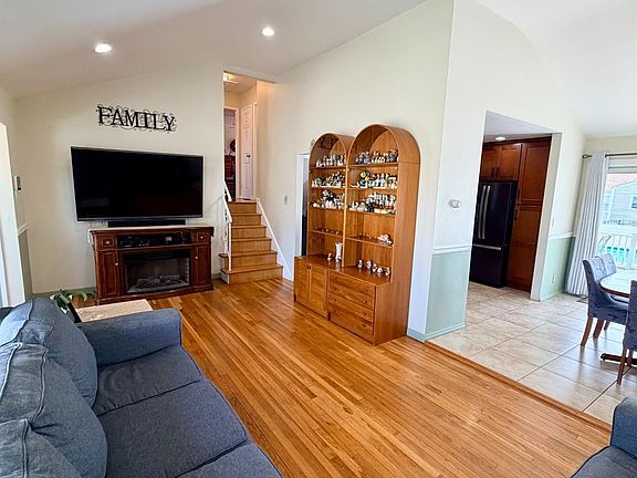 4th image of 29 Capp St