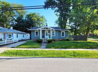 1203 W Ash St, Springfield, IL 62704