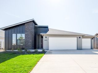 3823 W Maypearl St, Meridian, ID 83642