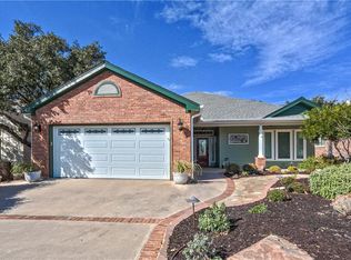 123 Fox Cir, Burnet, TX 78611