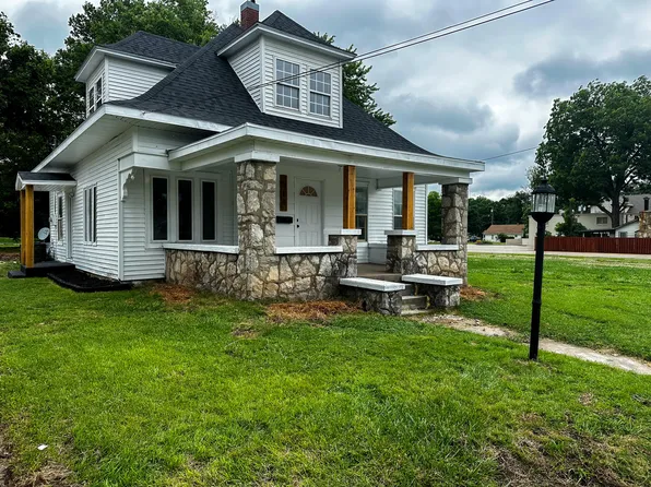 514 N High Street, Neosho, MO 64850