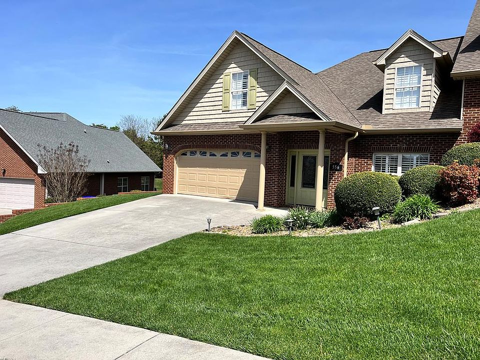 1st image of 556 Kensington Dr