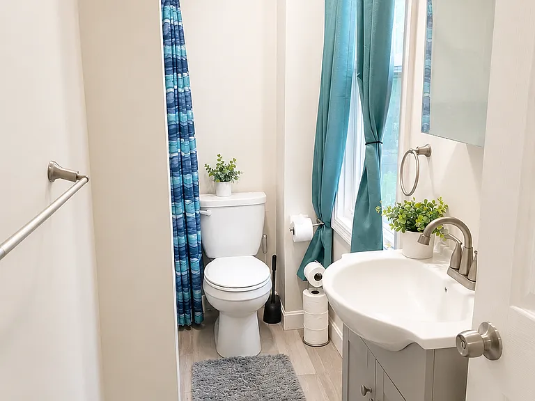 26 Hammond St #2 — Photo 10