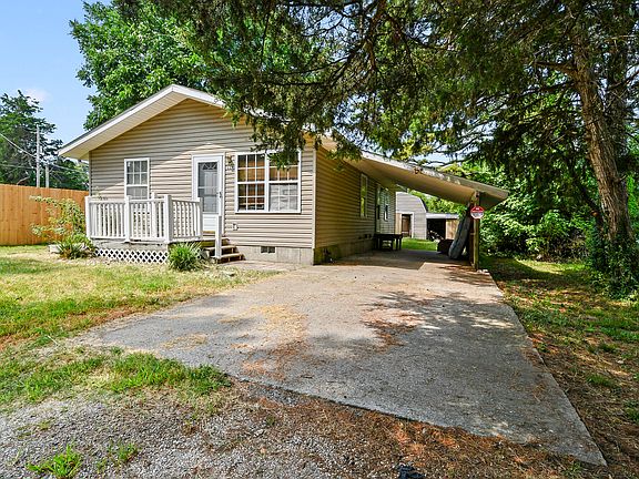 3rd image of 119 Cherry Street