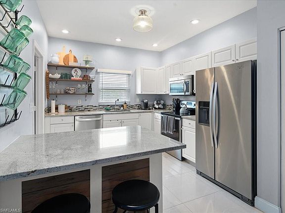 4th image of 10570 Landau LN
