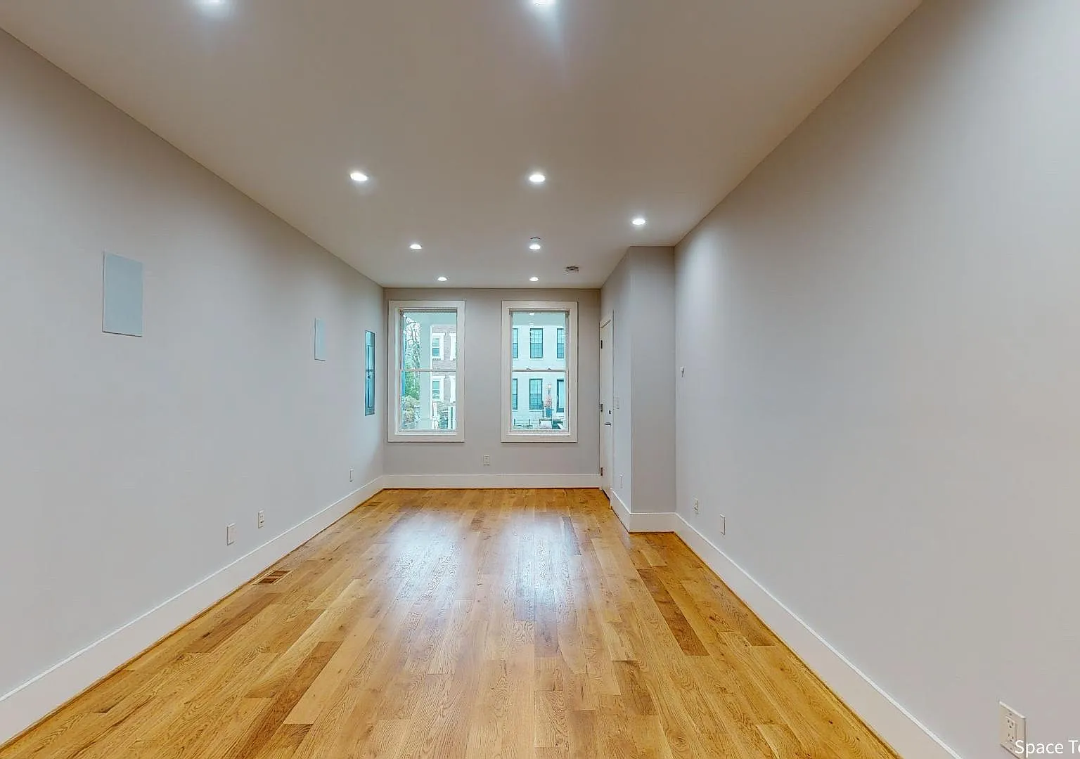 3 bed, 1500 sqft, $4,299 — Photo 1