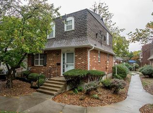 10123 W 96th Ter, Overland Park, KS 66212
