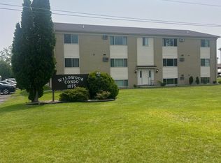 1875 Michigan Ave APT D3, Marysville, MI 48040