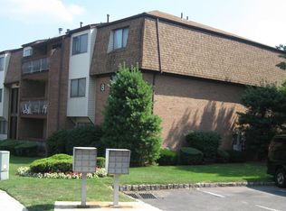 801 Edison Glen Ter, Edison, NJ 08837