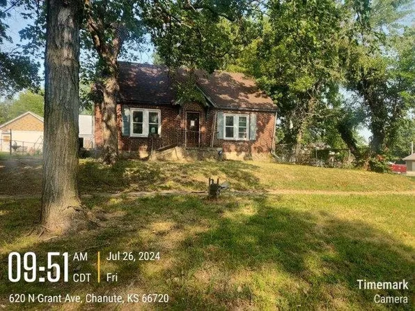 617 N Grant Ave, Chanute, KS 66720